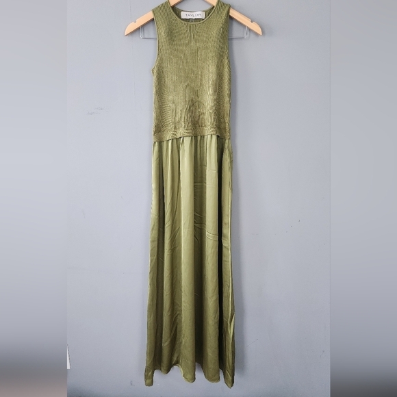 Taylor dress, XS. Maxi long sleeveless dress Olive/moss/sage green. Has Pockets! - Picture 4 of 5